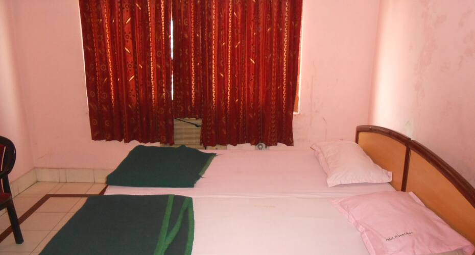 Hotel Renuka Inn, Deoria 3